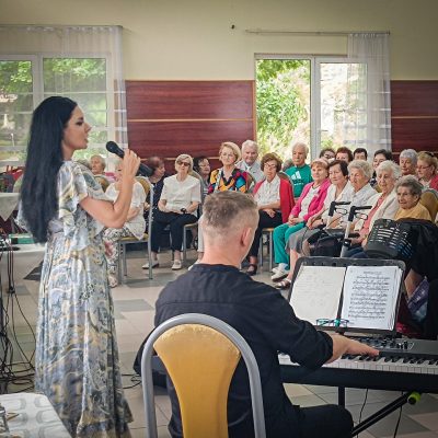 Gregor Bernadett koncert
