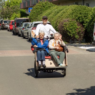 Riksa napok a Zuglói Olajág Otthonokban